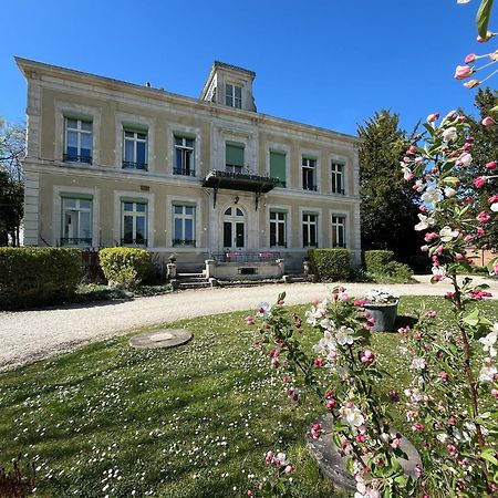 Chateau De Pougy Luaran gambar