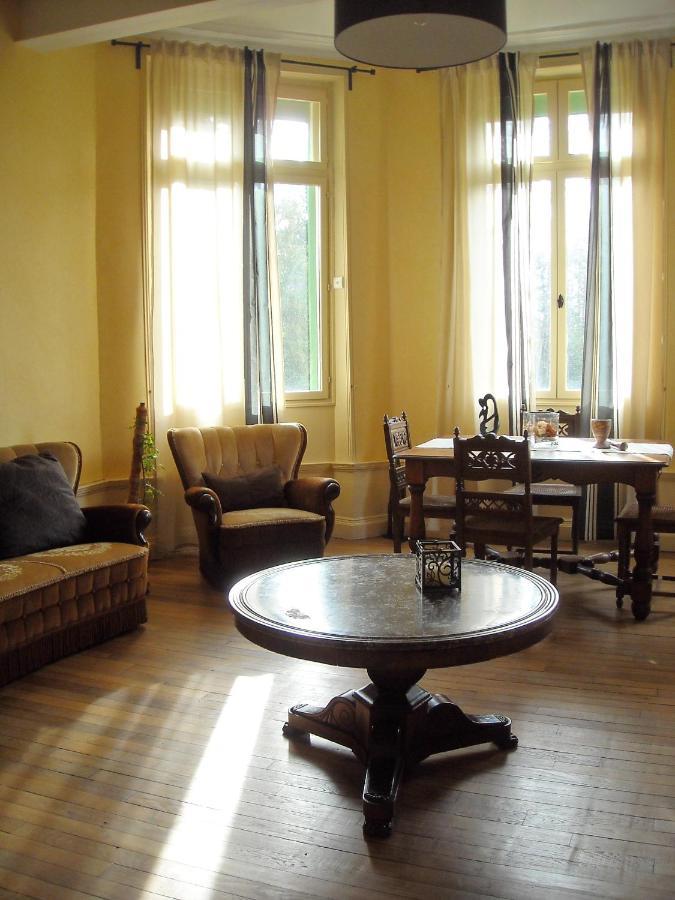 Chateau De Pougy Luaran gambar